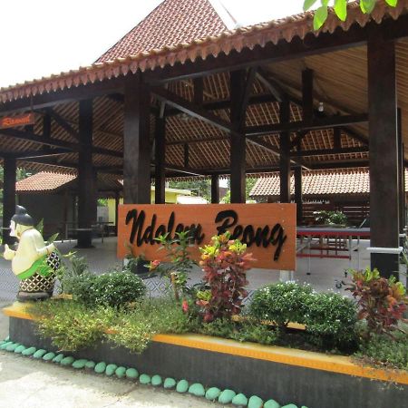 Penginapan Wardi Syariah Borobudur By Ndalem Beong Magelang Kültér fotó